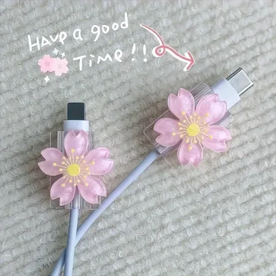 2pcs 만화 케이블 수호자 귀여운 꽃 USB 충전기 주최자 Kawaii 데이터 라인 코드 와인 더 아이폰